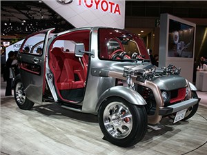 Toyota показала в Токио постапокалиптический панк-мобиль