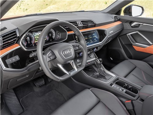 Audi Q3 2019 салон