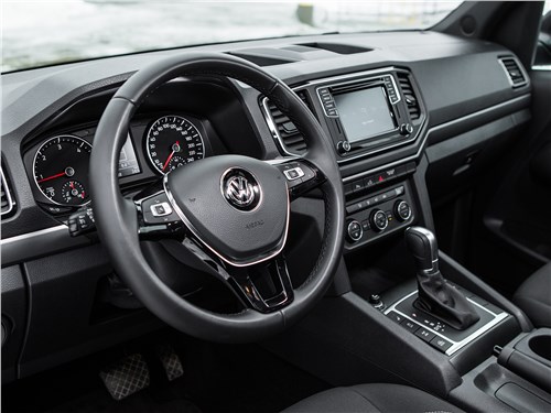 Volkswagen Amarok Dark Label 2019 водительское место