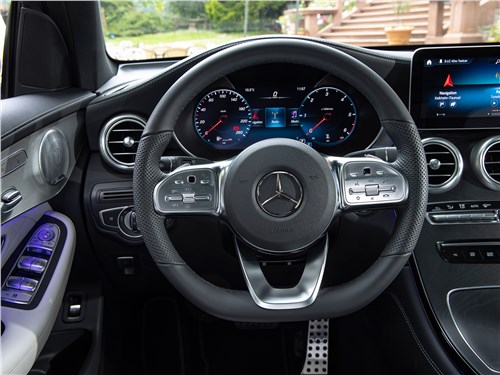Mercedes-Benz GLC 2020 салон