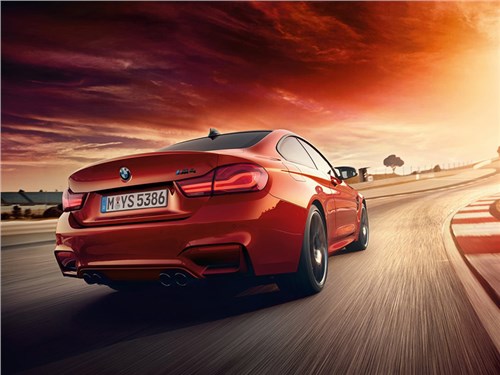 Новые BMW M3 и M4 получат механические коробки передач