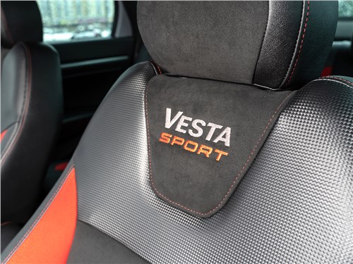 Lada Vesta Sport 2019 переднее кресло