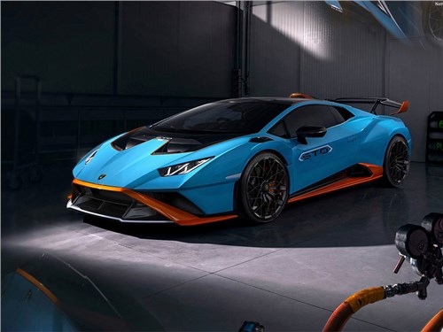 Новость про Lamborghini - В Lamborghini готовятся представить последний спорткар с V12