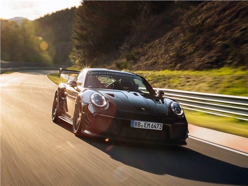 Новость про Porsche - Porsche 911 GT2 RS 