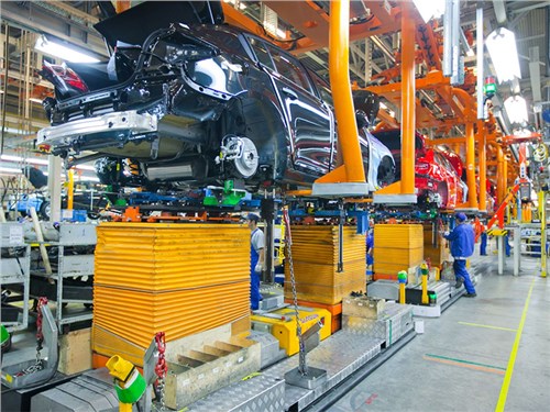 Hyundai заморозила реконструкцию российского завода GM