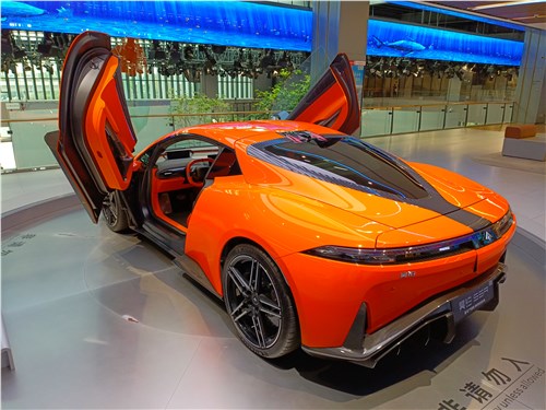 Hyptec SSR вид сзади