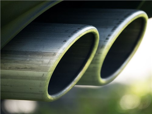 Новый Дизельгейт: VAG, Daimler и BMW тестировали выхлоп на обезьянах