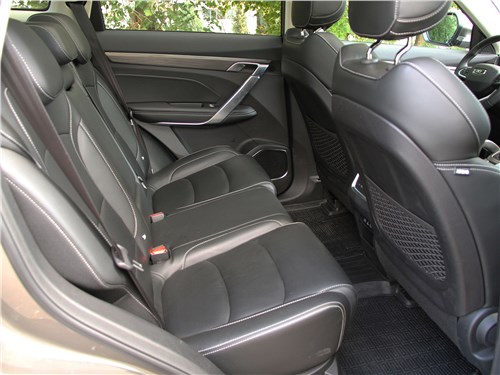 Belgee X70 (2024) задний диван