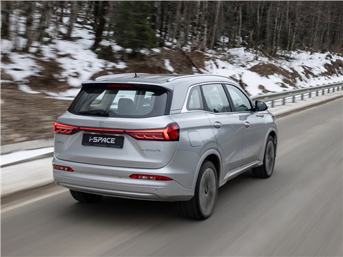 Предпросмотр evolute i-space 4x4 (2026) вид сзади