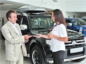 Россияне в прошлом году потратили на покупку новых машин на 3% меньше, чем в прошлом году