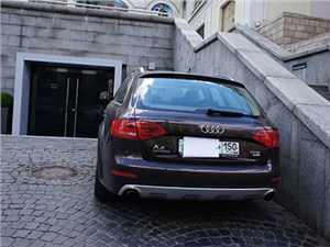 Любителей парковаться в центре Москвы со скрытыми номерными знаками стало меньше