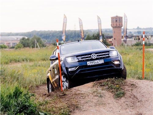 Volkswagen Amarok 2017 вид спереди