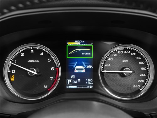 Subaru Forester 2019 приборная панель