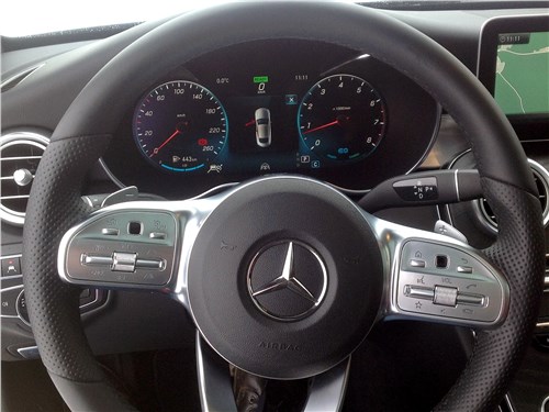 Mercedes-Benz C200 Coupe 4MATIC 2019 руль