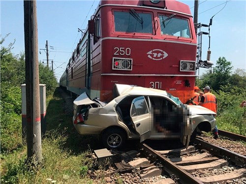 Устроил аварию на переезде - сядешь!