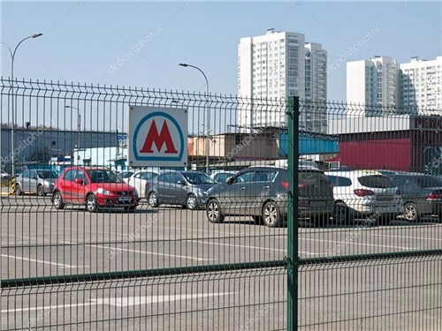 Московские власти запускают очередной "парковочный" эксперимент