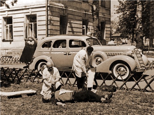 Карета скорой помощи на базе ЗИС-101