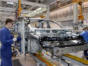 Российские автопроизводители допустят на свои заводы налоговиков