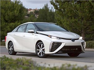 Водородный седан Toyota Mirai скоро будет доступен в США и в Европе