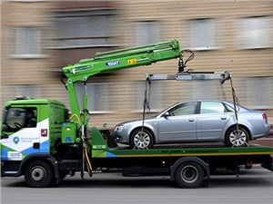 Депутаты предлагают ввести уголовное наказание за неправомерную эвакуацию автомобиля