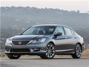 Honda рассекретила комплектации нового поколения Accord