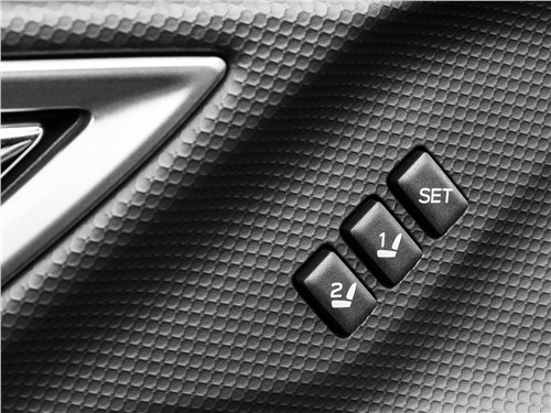 Subaru Forester 2019 кнопки памяти положения водительского кресла