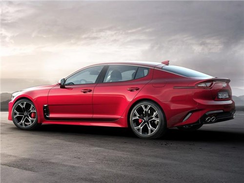 Kia Stinger.