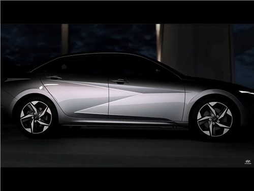 Новая Hyundai Elantra будет удивлять дизайном