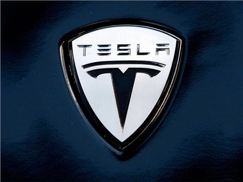Русские отбирают у Tesla логотип