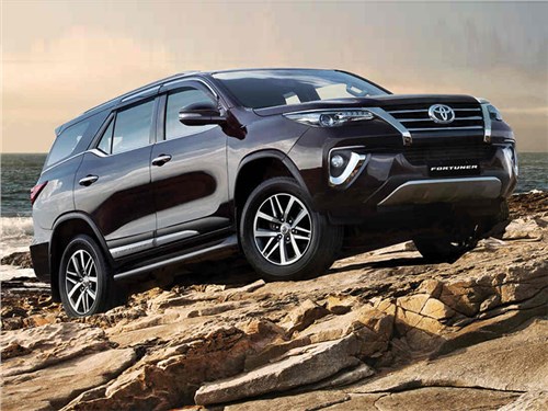 Новость про Toyota - Toyota отзывает свои автомобили из-за неисправных тормозов
