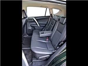 Toyota RAV4 2013 задний диван