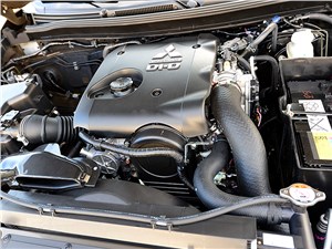 Mitsubishi L200 2015 двигатель