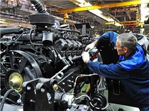 Минпромторг продолжит вкладывать средства в поддержку российского автопрома