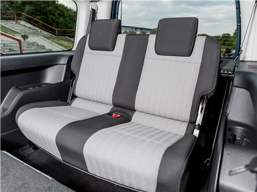 Volkswagen Caddy Maxi 2016 третий ряд