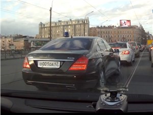 Губернатор Ленобласти подозревается в нарушении ПДД