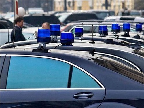В России станет больше машин с мигалками