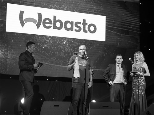 Автоблогер Василий Зеленый получил приз от официального партнера премии – компании Webasto