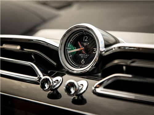 Bentley Bentayga S (2022) часы