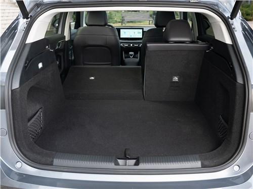 Москвич М70 (2026) багажное отделении