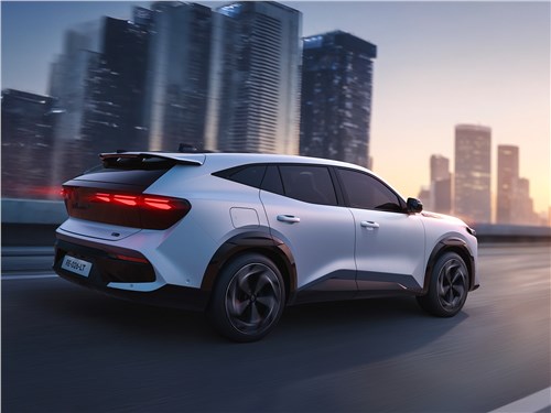 Предпросмотр renault filante e-tech 250 (2026) вид сбоку