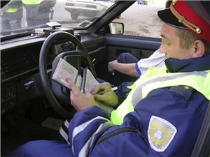 Судей и дипломатов можно будет штрафовать за нарушения ПДД