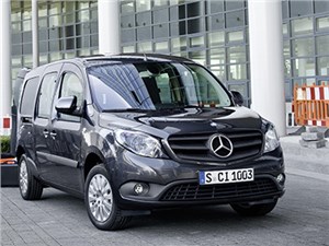 В России появилась первая бензиновая модификация фургонов и микроавтобусов Mercedes Citan