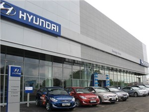 Продажи автомобилей Hyundai продолжают падать, но не так быстро, как авторынок в целом