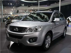 Продажи автомобилей китайских брендов в России упали на 51%