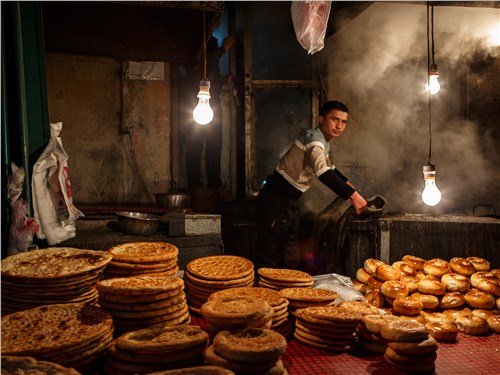 Лепешки и булочки у этого уйгура оказались очень вкусными