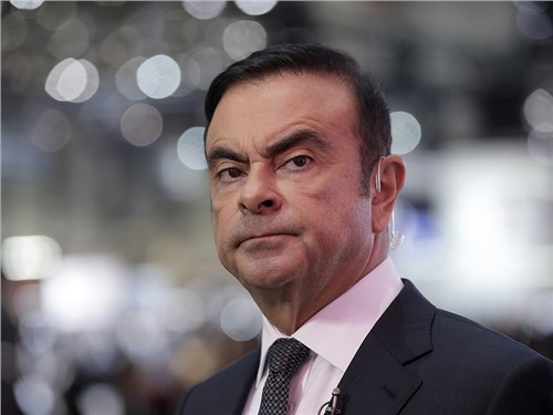 Карлос Гон вину не признал