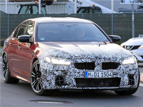 BMW вывела на тесты новую M5
