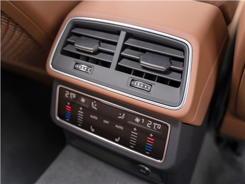 Audi A6 45 TDI (2020) «климат» для второго ряда