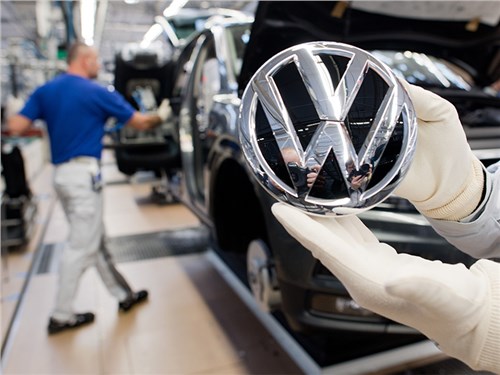 Новость про Volkswagen - Volkswagen решил отказаться от выпуска массовых автомобилей