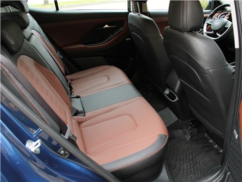 Предпросмотр solaris hc (2022) задний диван